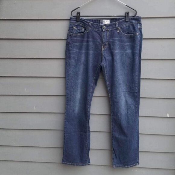 Levi's Signature Mid Rise Straight Jeans Size 14 - Picture 7 of 10